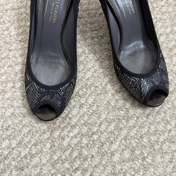 Donald j. Pilner peep toe heels faux snake skin black gold  size 6.5 - Picture 11 of 11